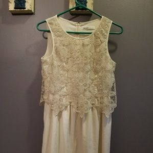Kensie Cream dress (above knee)